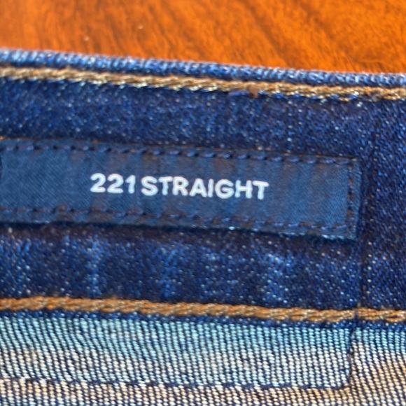LIKE NEW LUCKY BRAND MEN’S 221 STRAIGHT JEANS SIZE 31x30 - Picture 6 of 8